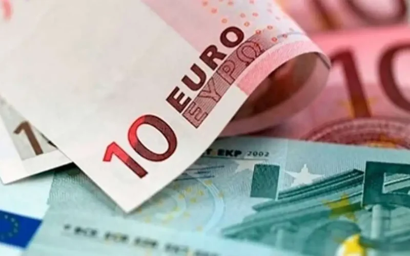 تحديثات منتظمة.. سعر صرف اليورو أمام الجنيه بالبنوك المصرية خلال تعاملات الثلاثاء